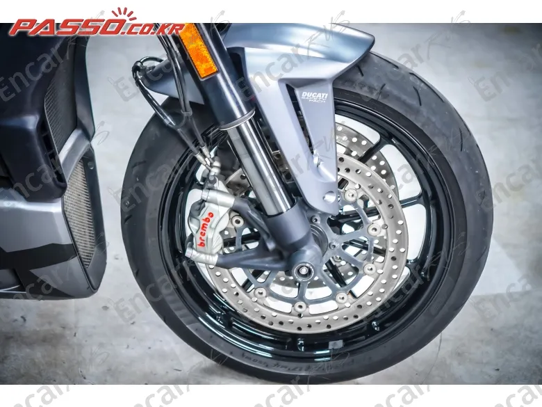 DUCATI X DIAVEL BLACK STAR - фото 5