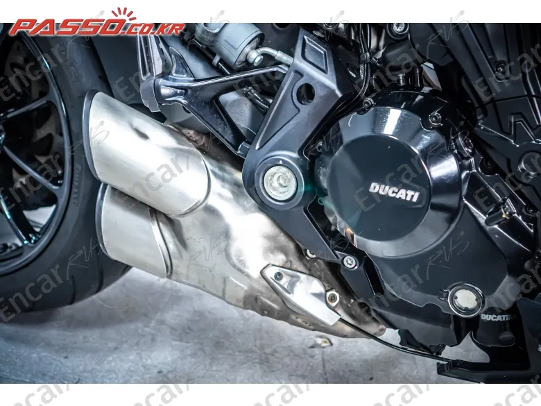 DUCATI X DIAVEL BLACK STAR - фото 6