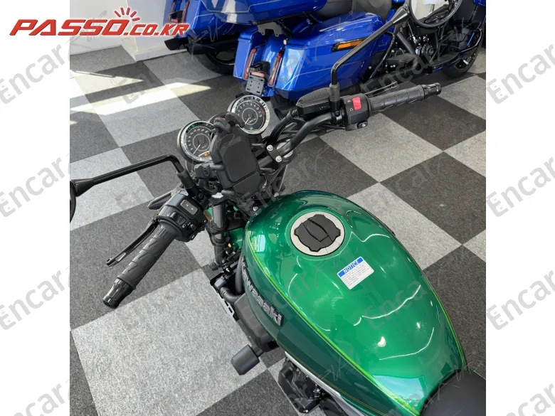 Kawasaki Z 650 RS ABS - фото 3