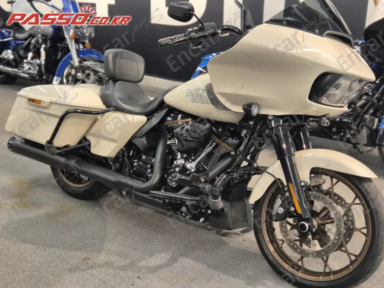 Harley-Davidson Road Glide St - фото 0