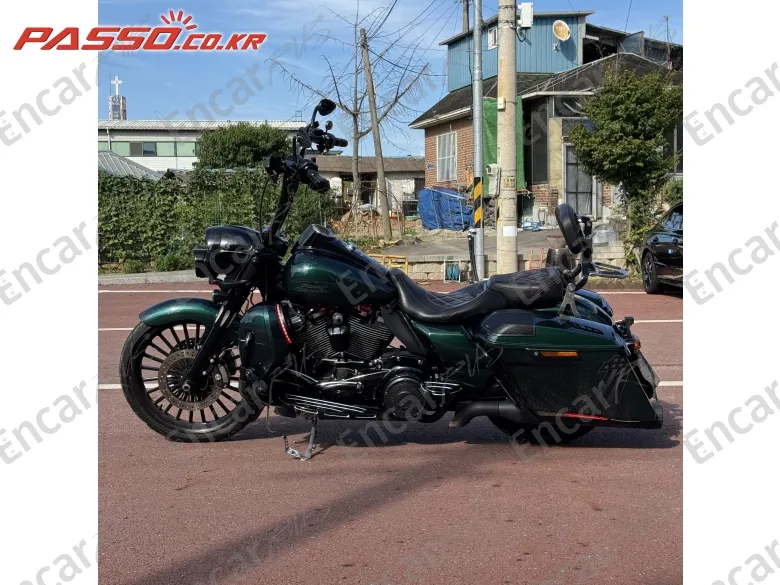 Harley-Davidson Road King Special - фото 1