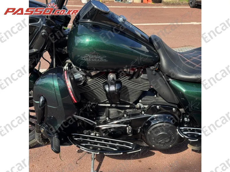Harley-Davidson Road King Special - фото 4