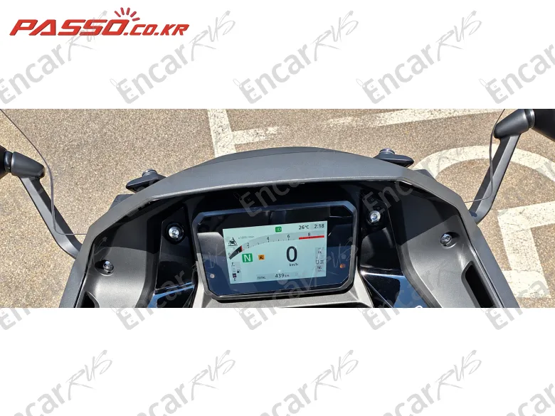 Honda Forza 750 - фото 5