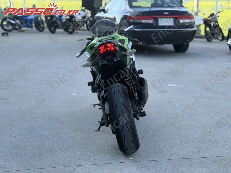 Kawasaki Zx 6 R - фото 2