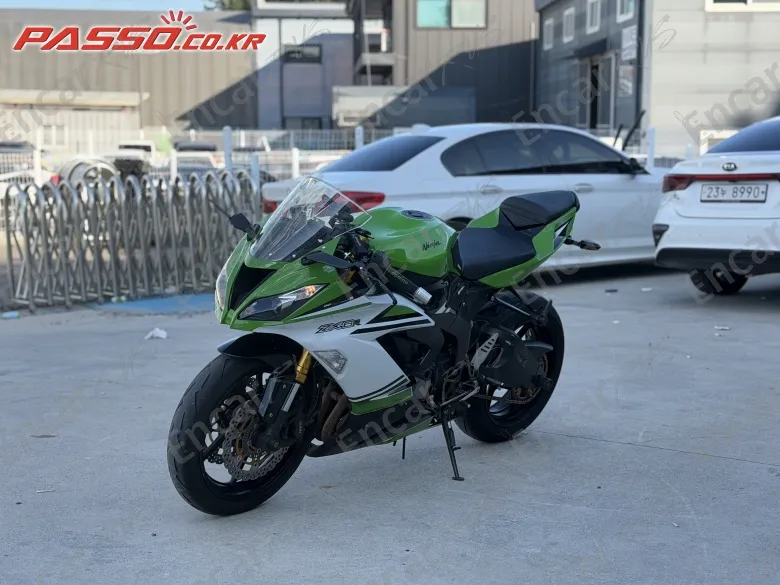 Kawasaki Zx 6 R - фото 5
