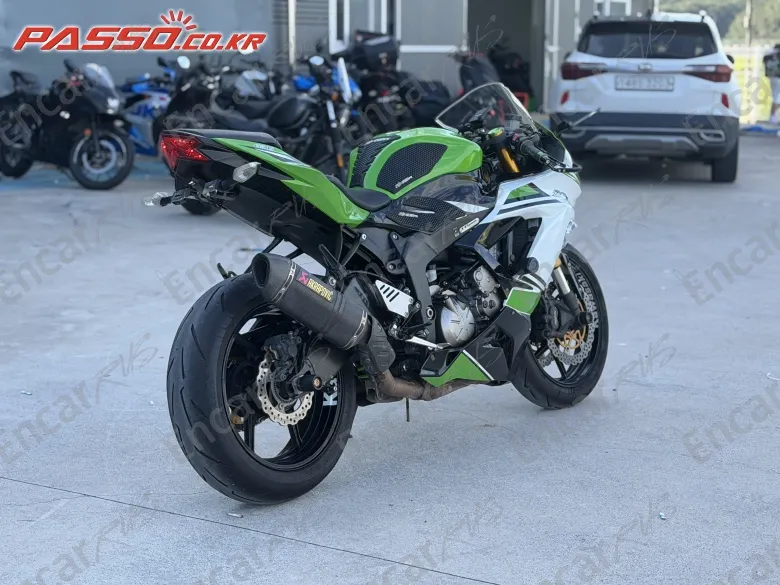 Kawasaki Zx 6 R - фото 6