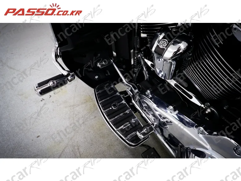 HARLEY-DAVIDSON FLHTCUTG TRI GLIDE ULTRA CLASSIC - фото 3