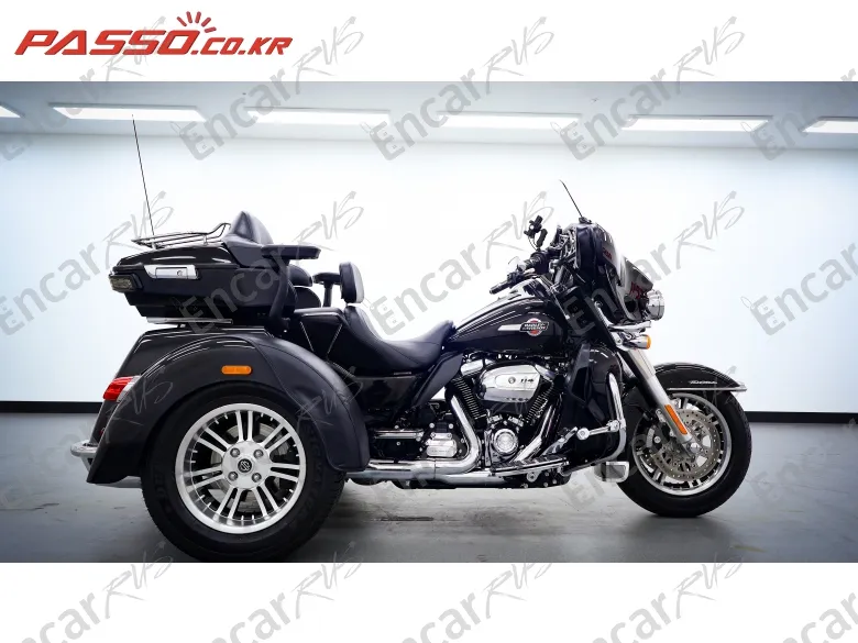 HARLEY-DAVIDSON FLHTCUTG TRI GLIDE ULTRA CLASSIC - фото 5