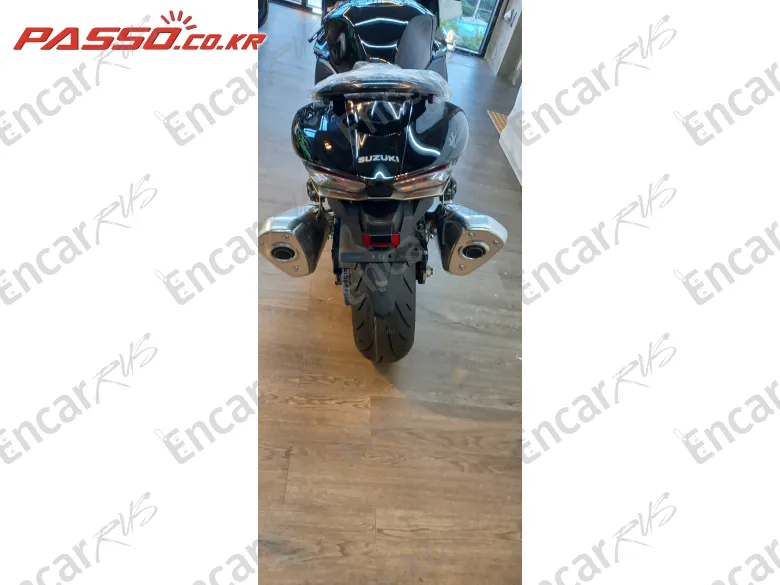 Suzuki Gsx R 1300 Hayabusa - фото 2