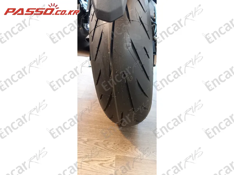 Suzuki Gsx R 1300 Hayabusa - фото 4