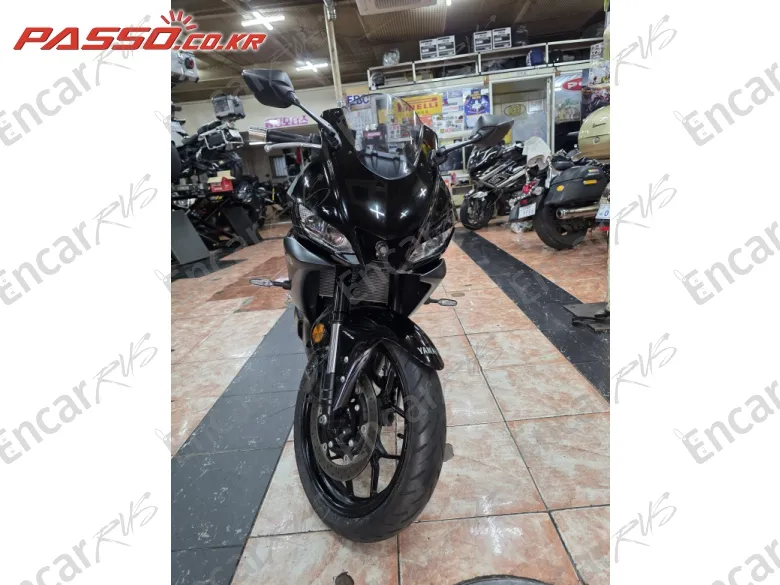 YAMAHA YZF R3 - фото 6
