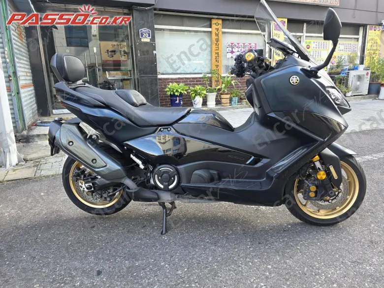 YAMAHA T MAX 560 - фото 0
