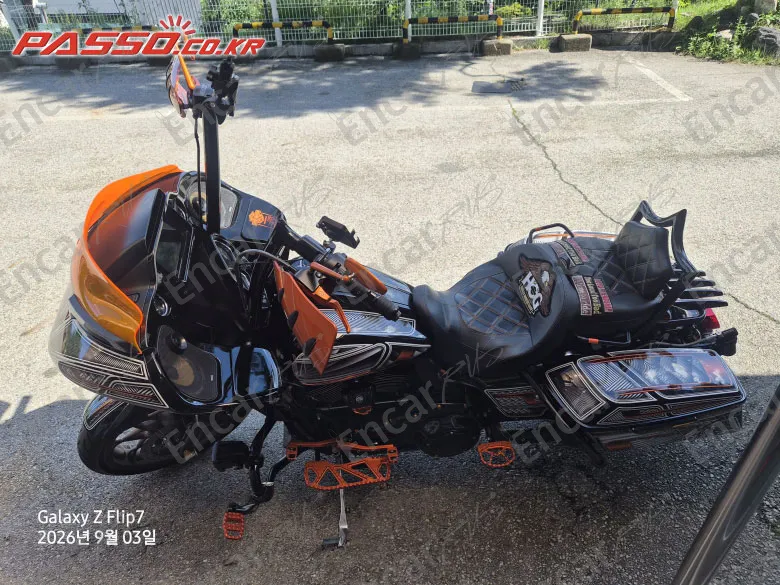 HARLEY-DAVIDSON ROAD GLIDE ST - фото 1