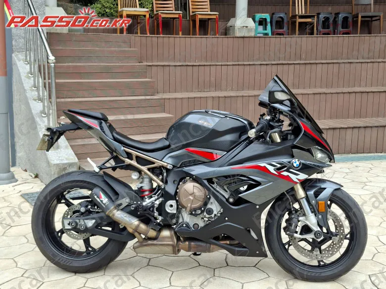 BMW S 1000 RR - фото 0