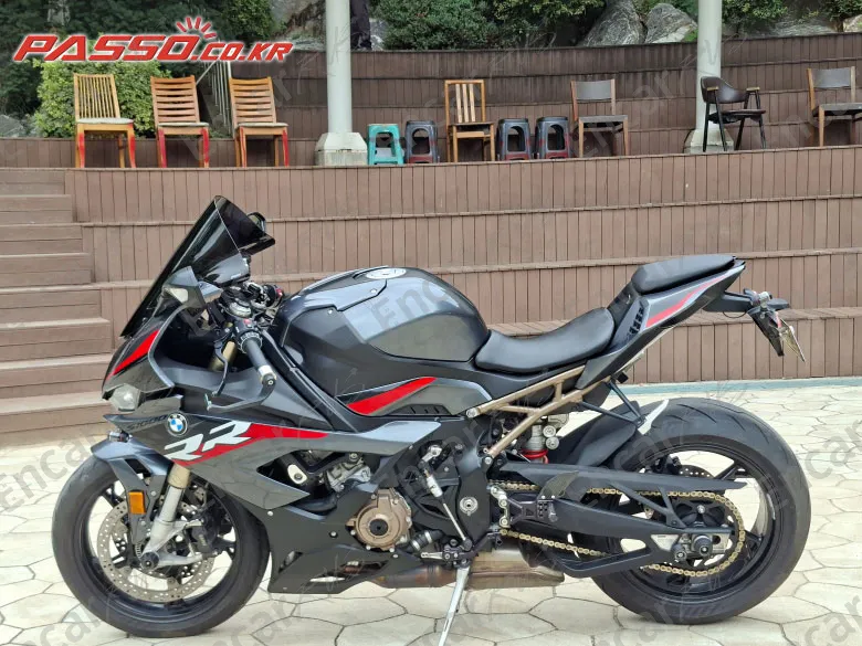 BMW S 1000 RR - фото 1
