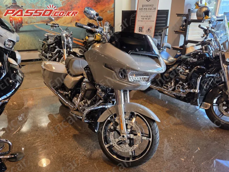 HARLEY-DAVIDSON FLTR - фото 0