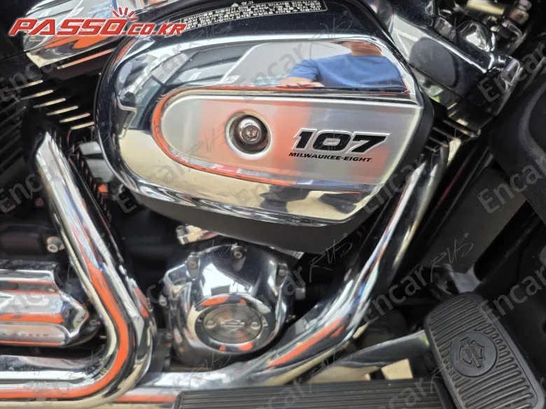 HARLEY-DAVIDSON ULTRA LIMITED - фото 4