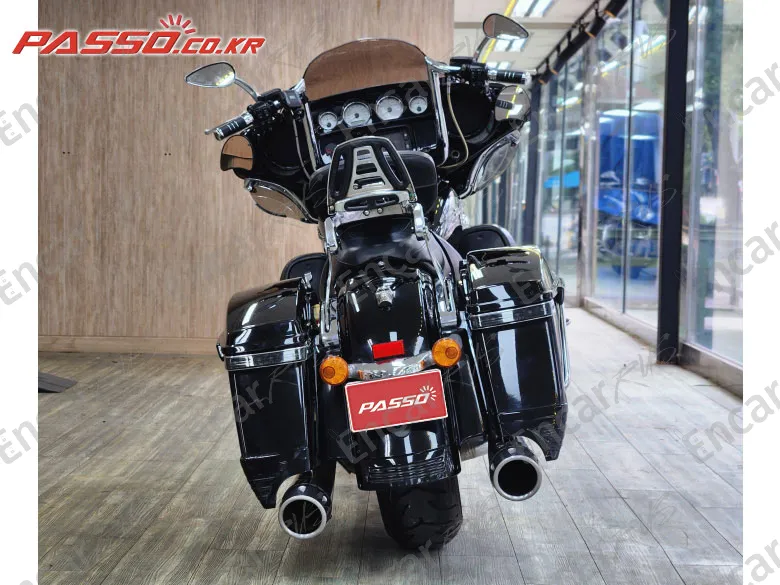 Harley-Davidson Flhx - фото 2