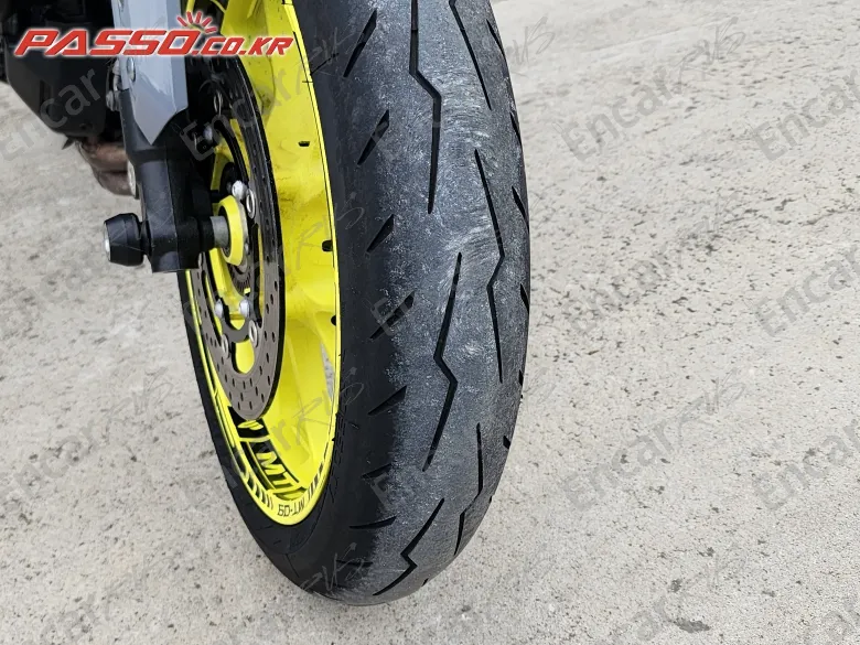 YAMAHA MT 09 - фото 5