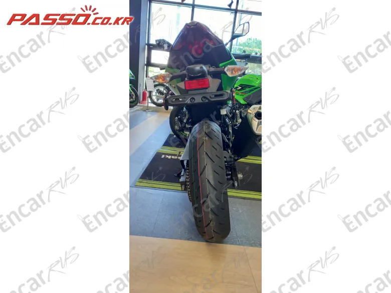 KAWASAKI Z 500 ABS - фото 2