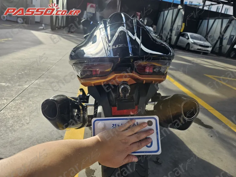 Suzuki Gsx R 1300 Hayabusa - фото 2