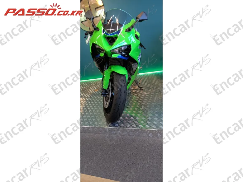 KAWASAKI ZX 6 R - фото 2