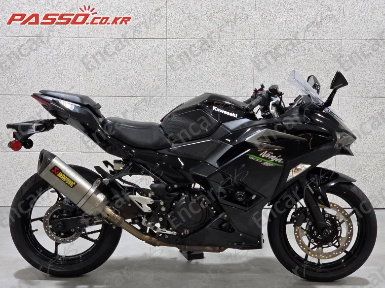 KAWASAKI ZX 500 R - фото 0