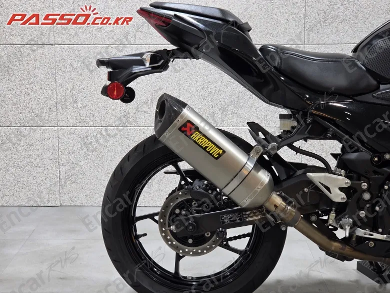 KAWASAKI ZX 500 R - фото 6
