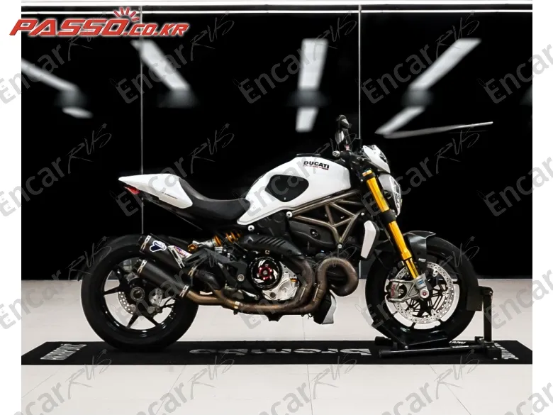 Ducati Monster 1200 S - фото 0