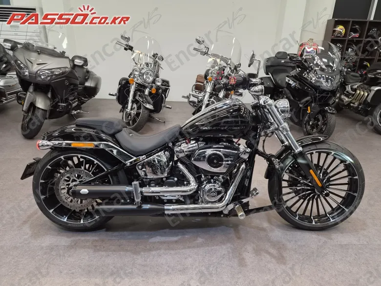 HARLEY-DAVIDSON BREAKOUT 117 - фото 0