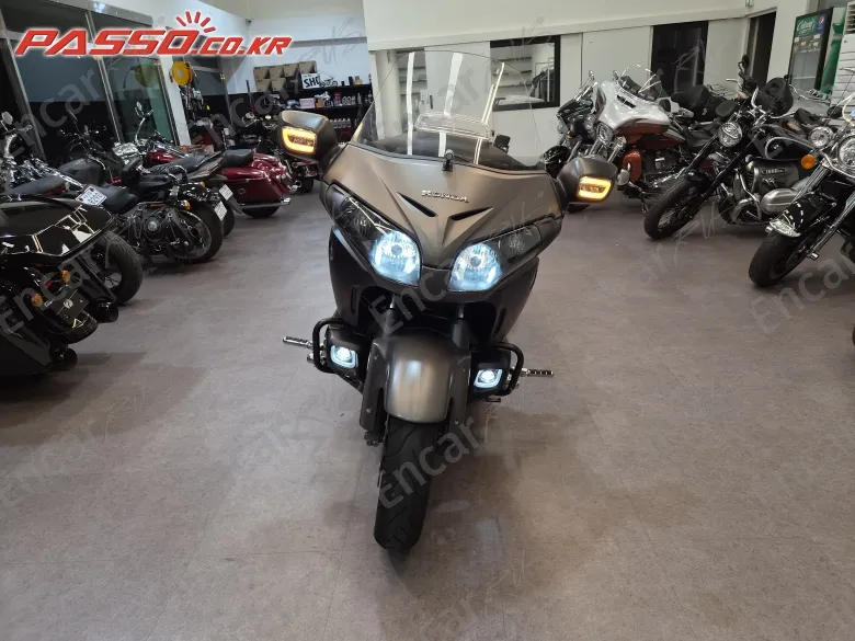 HONDA GOLDWING F6B - фото 3