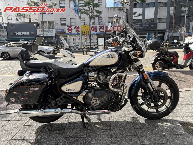 ROYAL ENFIELD SUPER METEOR 650 - фото 0