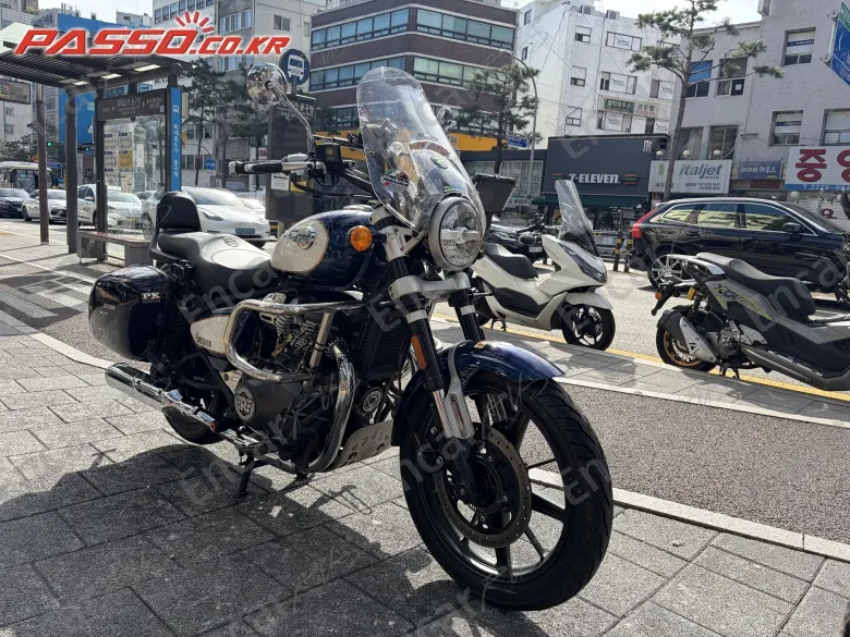 ROYAL ENFIELD SUPER METEOR 650 - фото 2
