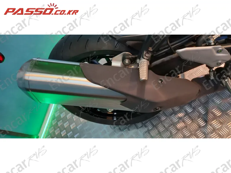 KAWASAKI NINJA ZX 4 RR - фото 6