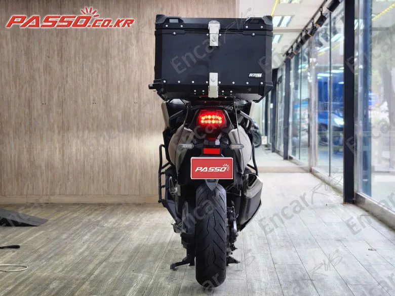 HONDA FORZA 750 - фото 2