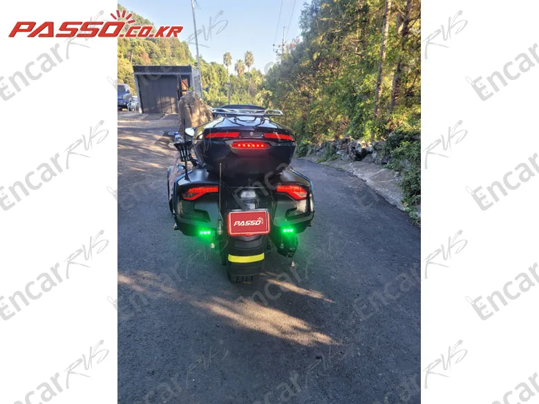 BRP CAN-AM SPYDER RT LIMITED - фото 2