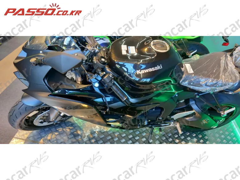 KAWASAKI ZX 6 R - фото 1