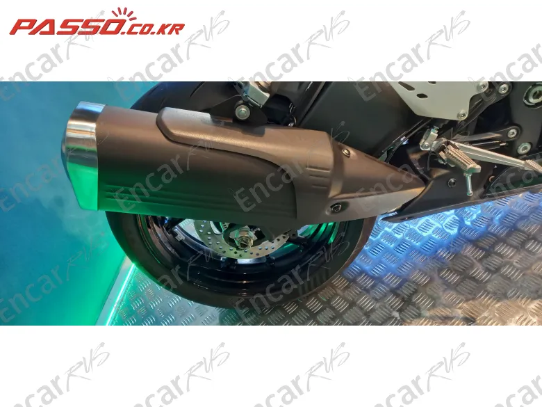 KAWASAKI ZX 6 R - фото 6