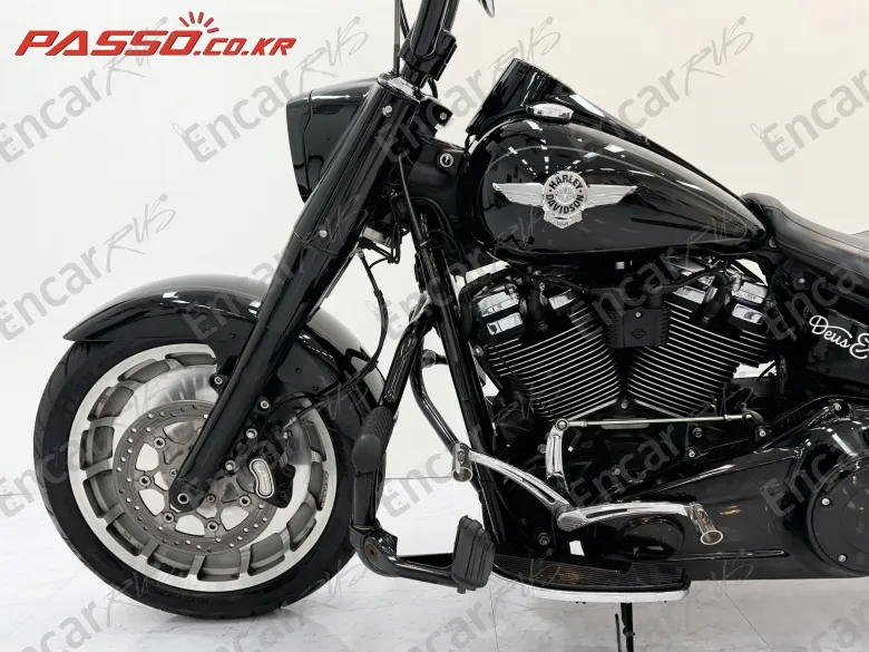 HARLEY-DAVIDSON FAT BOY 114 - фото 4