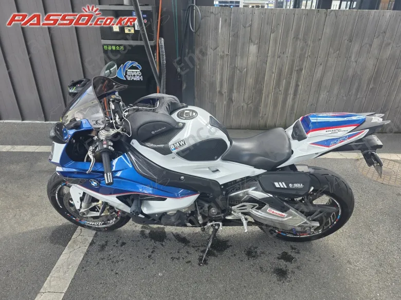 BMW S 1000 RR - фото 1