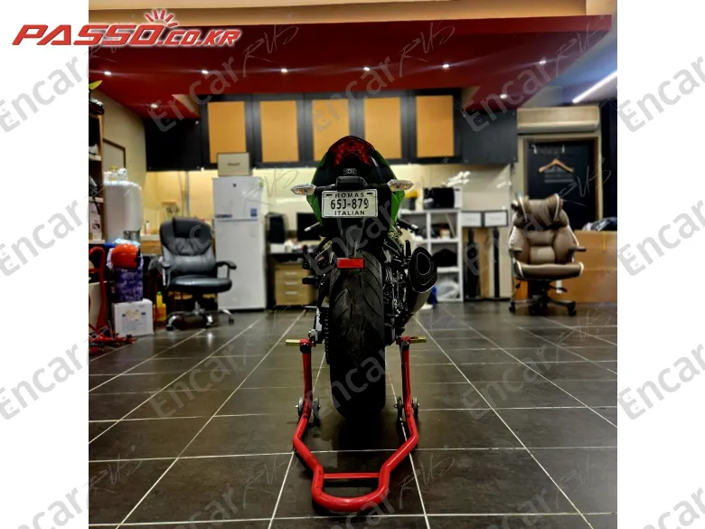 Kawasaki Zx 6 R - фото 2