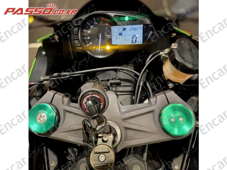 Kawasaki Zx 6 R - фото 3