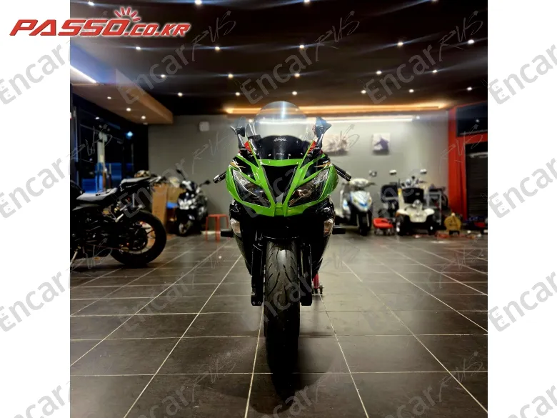 Kawasaki Zx 6 R - фото 4