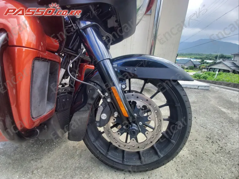 Harley-Davidson Road Glide Special - фото 5