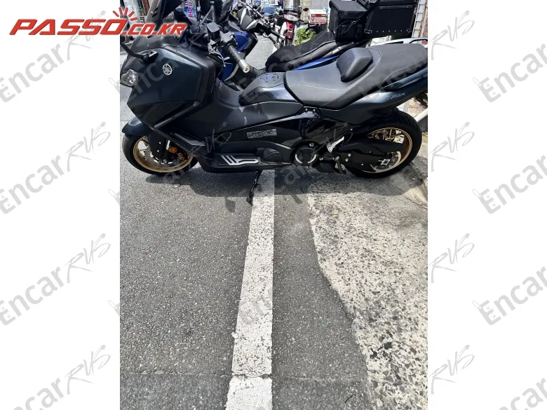 Yamaha T Max 560 - фото 1