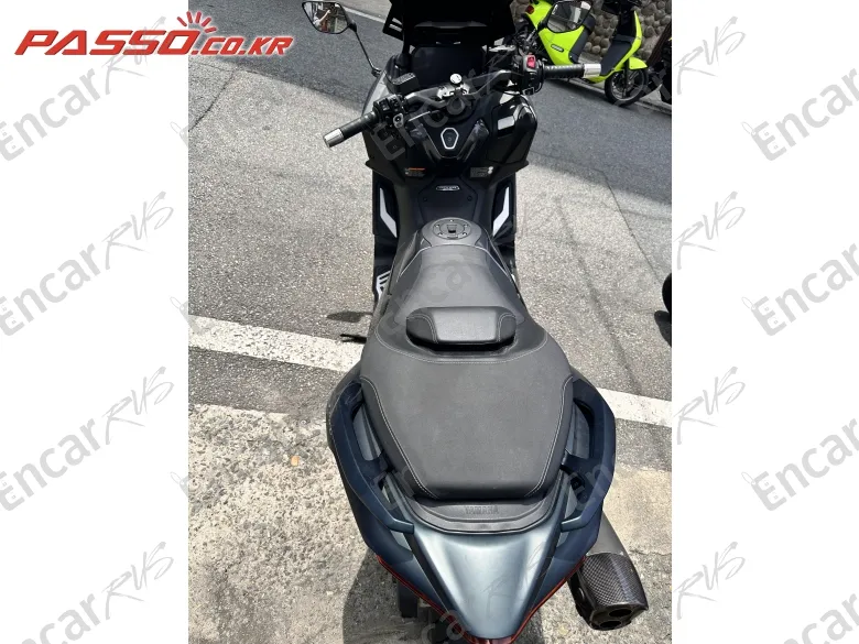 Yamaha T Max 560 - фото 2