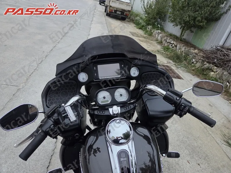 Harley-Davidson Fltr - фото 3