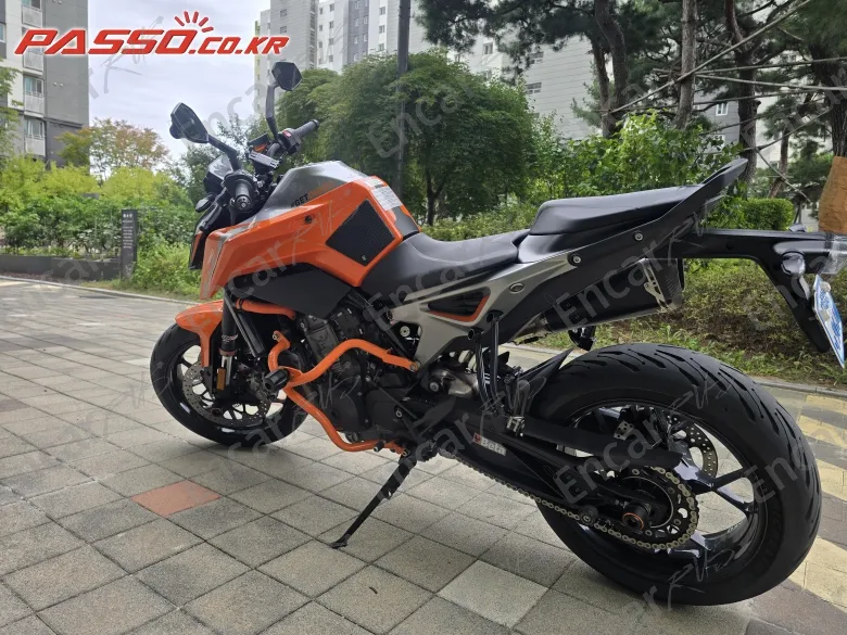 KTM 790 DUKE - фото 4