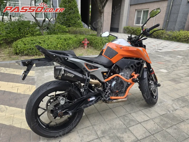 KTM 790 DUKE - фото 6