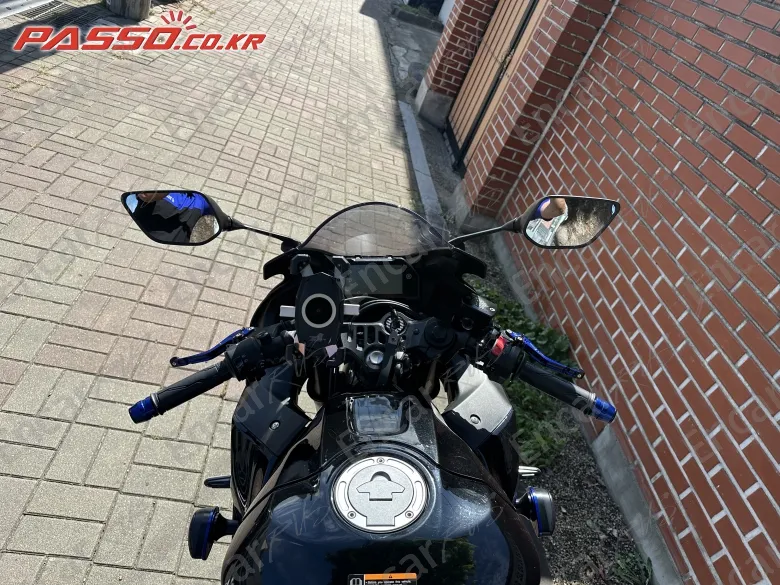 Yamaha Yzf R3 - фото 3